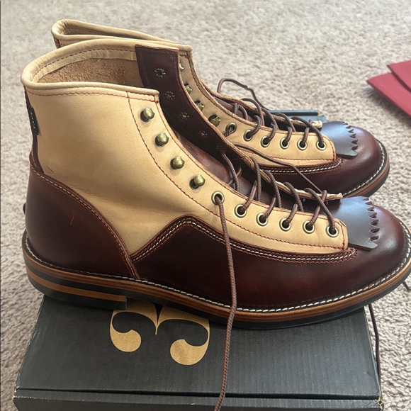 Taft cherry/cream boots - Picture 2 of 7